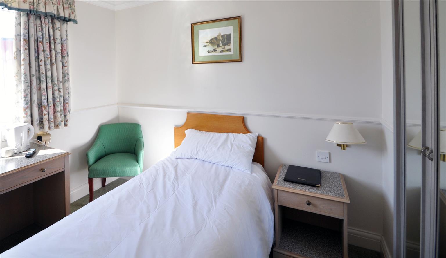Montague Hotel Борнмът Екстериор снимка