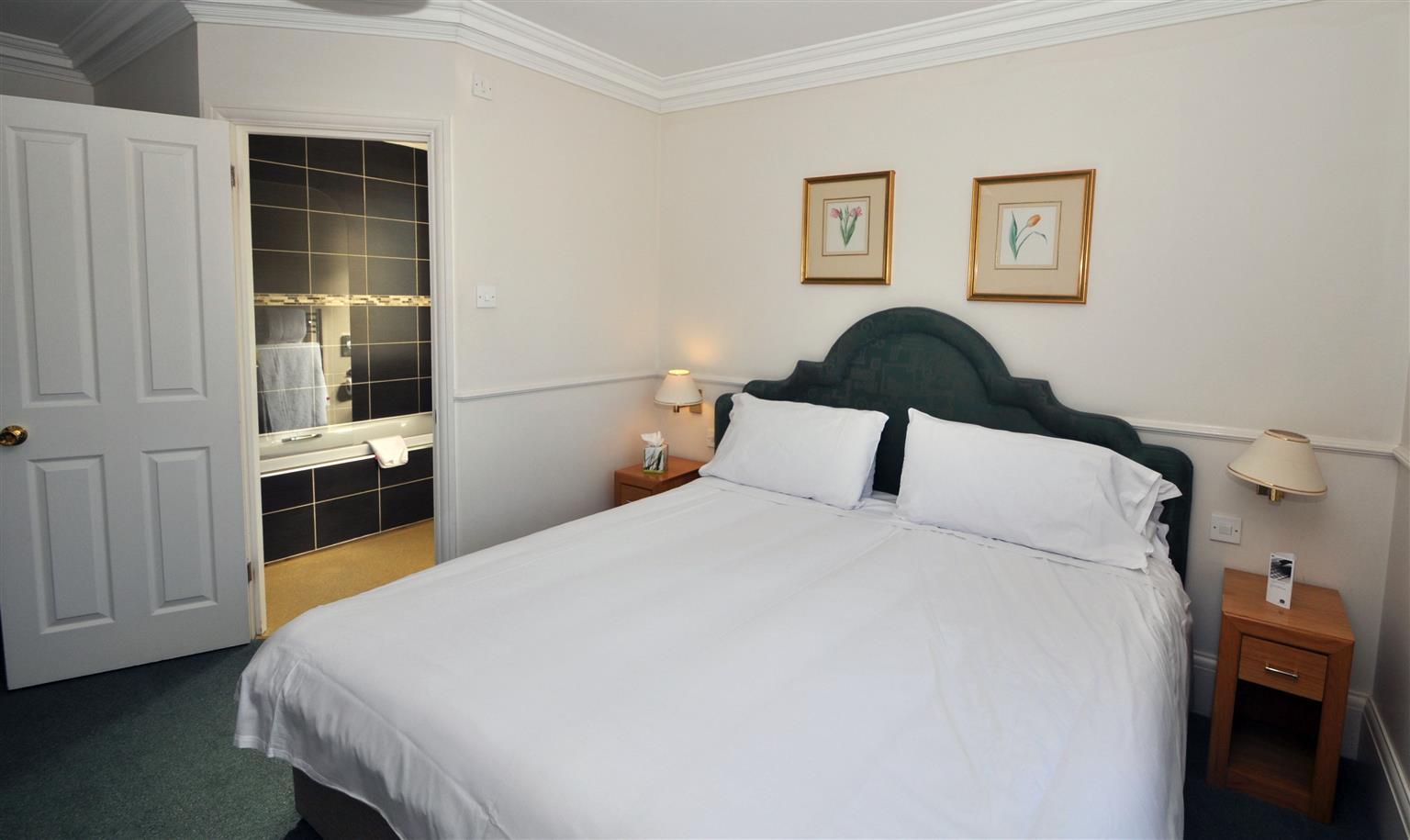 Montague Hotel Борнмът Екстериор снимка