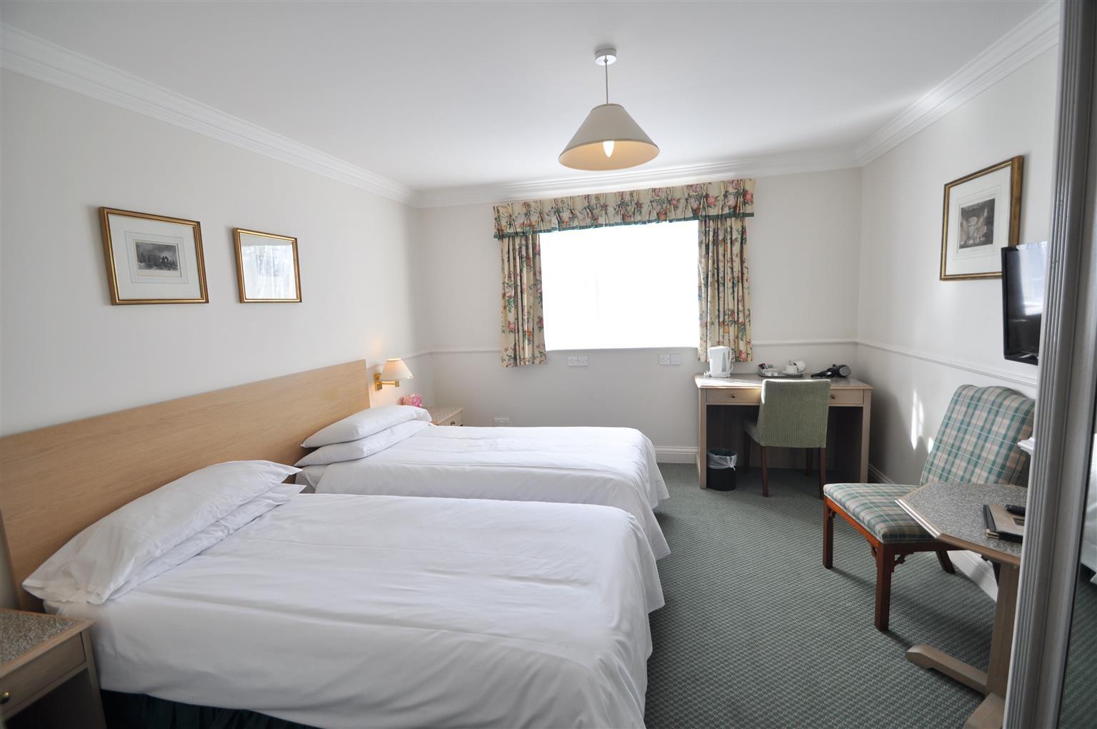 Montague Hotel Борнмът Екстериор снимка