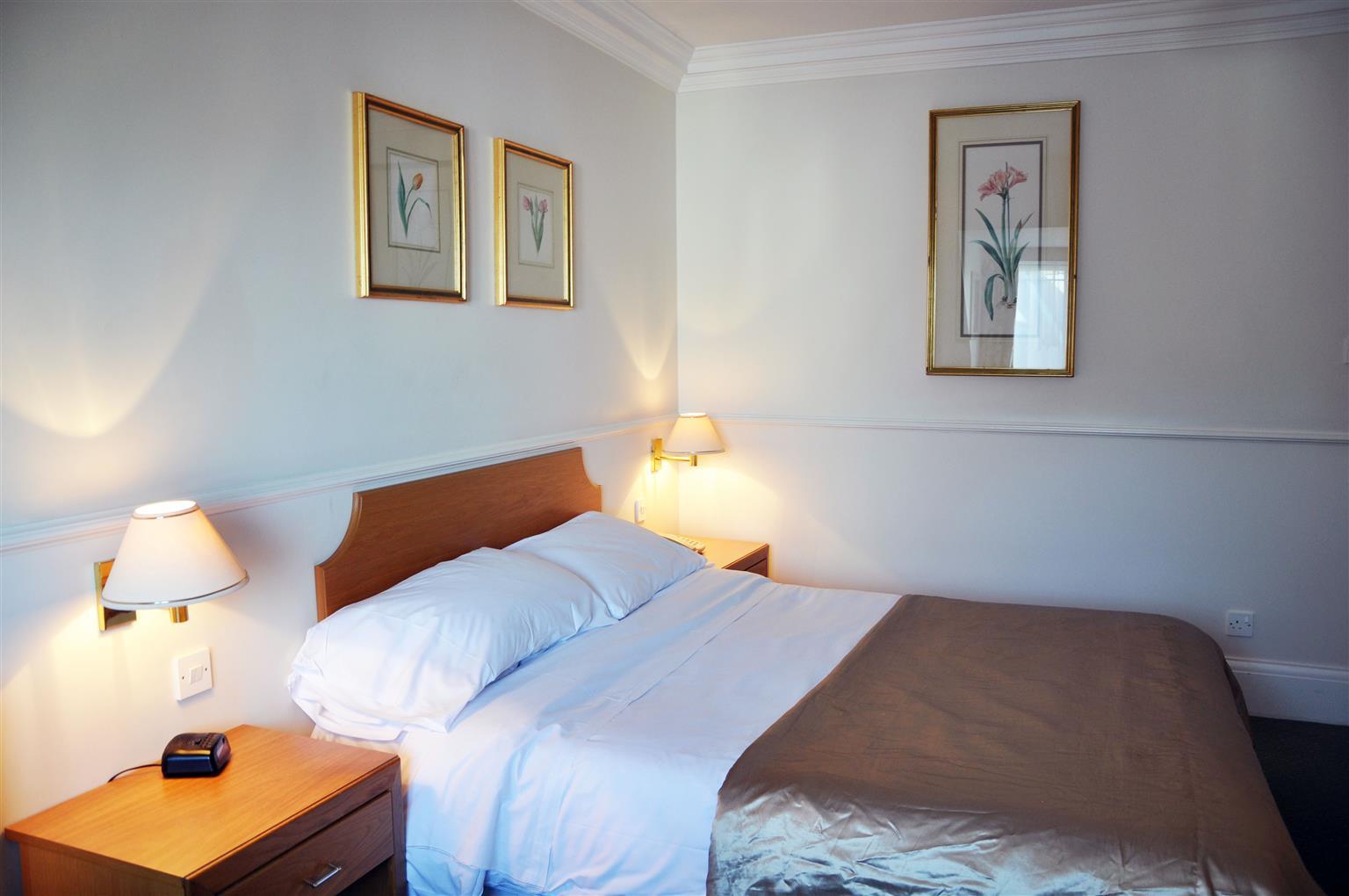 Montague Hotel Борнмът Екстериор снимка