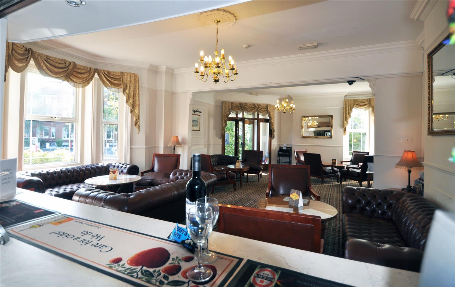 Montague Hotel Борнмът Екстериор снимка