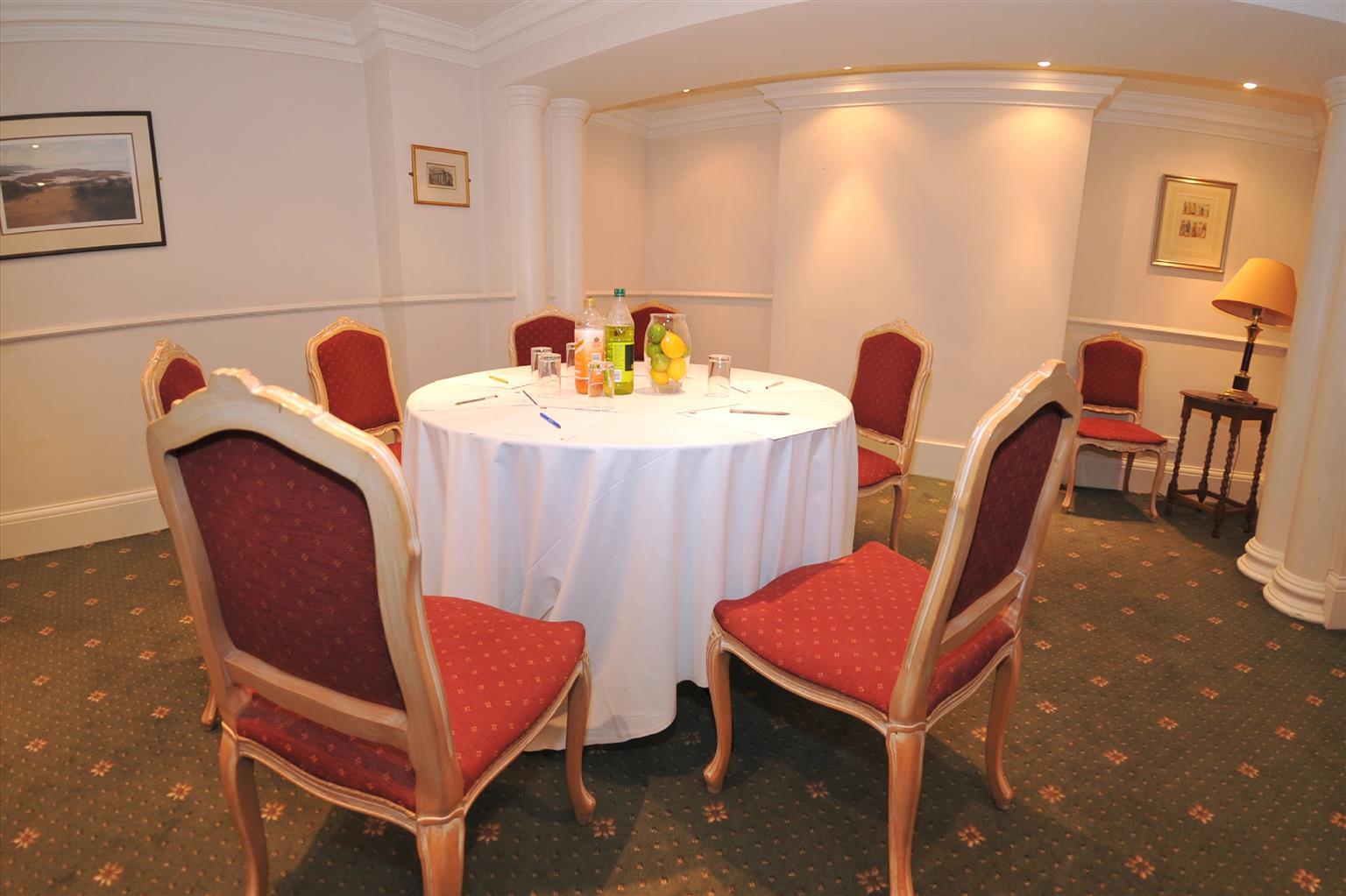 Montague Hotel Борнмът Ресторант снимка