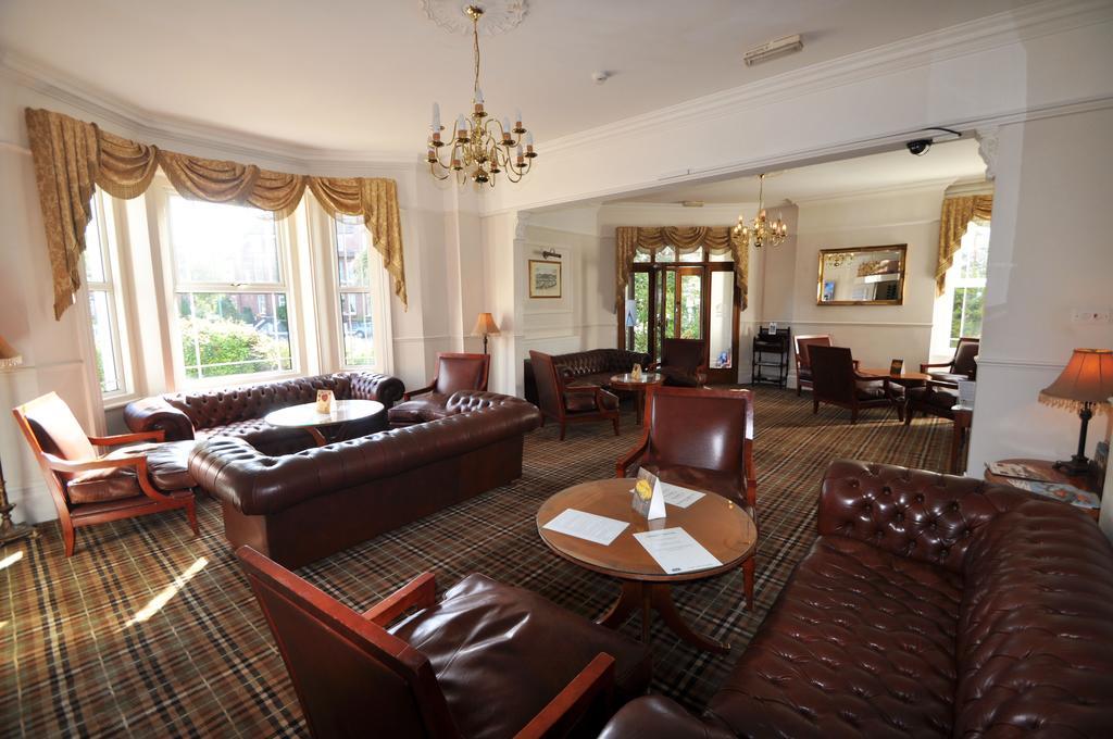 Montague Hotel Борнмът Екстериор снимка